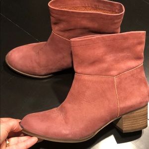 EUC J. Jill suede boots 8.5